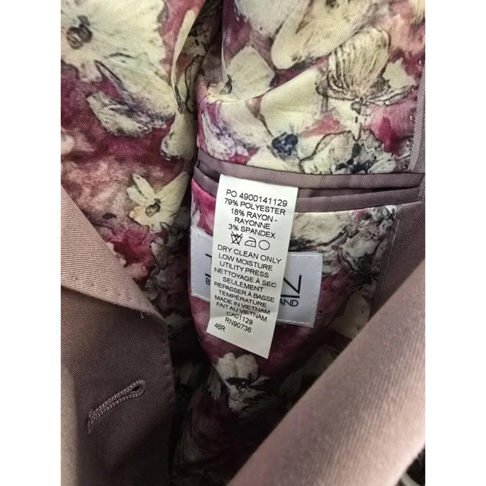 Tayion Collection Classic Fit Double-Breasted Suit Jacket Men's 46R Purple Solid
